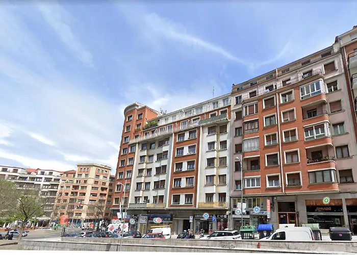 Amplio Y Bonito Piso A Pocos Metros Del Centro